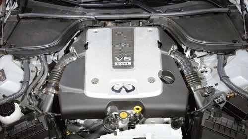 We Pushed the 2008 Infiniti G37 and 2007 BMW 335i to the Limit and the Underdog Won