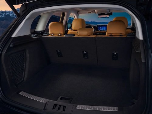 View Interior Photos of the 2027 Lincoln Corsair Hybrid