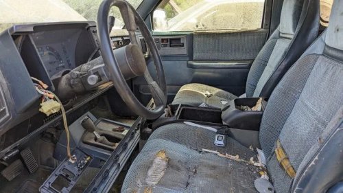 Junkyard Find: 1989 Chevrolet S-10 Blazer 4x4 With 300K Miles