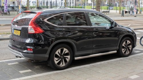12 Cheap Cars That Are Still Reliable After Hitting 200,000 Miles