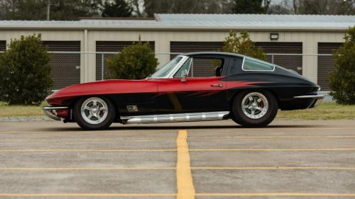 SEMA-Debuted 638-HP 1963 Corvette Split-Window Restomod For Sale at Mecum Nashville