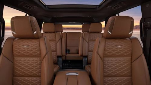 Cadillac, GM, Woman Her Bought a 2023 Cadillac Escalade That Floods Clams GM Won't Fix the Car for Her