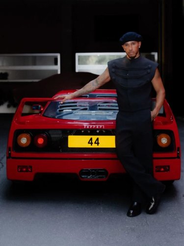 Lewis Hamilton Shares How He Got His Ferrari F40 Back Running