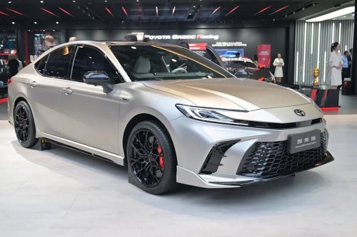 Toyota recalls 508,000 US Camry Hybrids after blank screen can hide key warnings