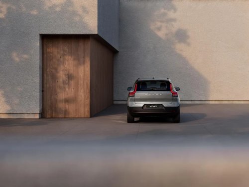 View Exterior Photos of the 2028 Volvo XC40