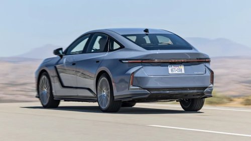 Tested: The Lexus ES350e EV Is a Commuting All-Star