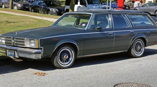 10 Family Vehicles That Were Super Popular In The 80s