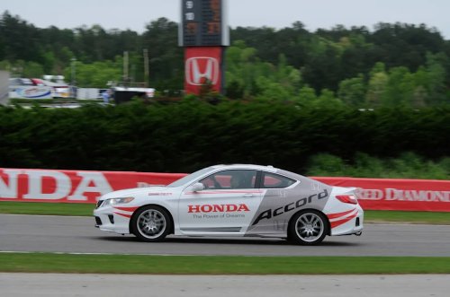Honda, Honda Becomes the First Automaker to Earn FIA's 5-Star Safety Rating