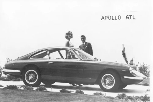 This American classic car thinks it’s a Ferrari