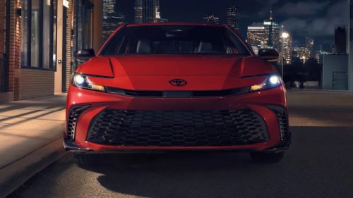 Honda, Honda Accord, Toyota, Toyota Camry, Subaru, Subaru Legacy, Honda Accord Vs. Toyota Camry Vs. Subaru Legacy: Which One Is The Safest? There's One Clear Winner