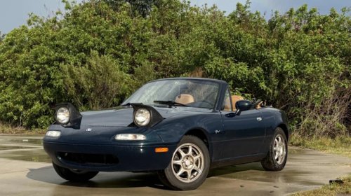 'Simple cars need to be the future': $4,000 Miata owner sparks debate over modern cars