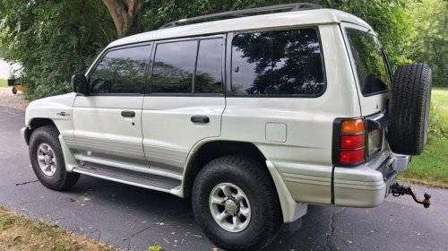 At $9,800, Is This 2000 Mitsubishi Montero Limited The Full Monty?