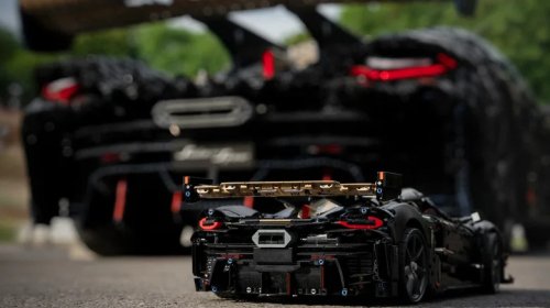 Koenigsegg, Lego's Full-Size Koenigsegg Sadair's Spear Took On Goodwood Hill Climb And Set A New Speed Record