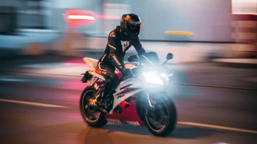 NHTSA Graph Shows The Deadliest Hours For Motorcycle Riders