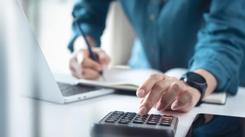 9 Ways Industry Experts Are Teaching Your Local Dealer How To Get More Money Out Of You