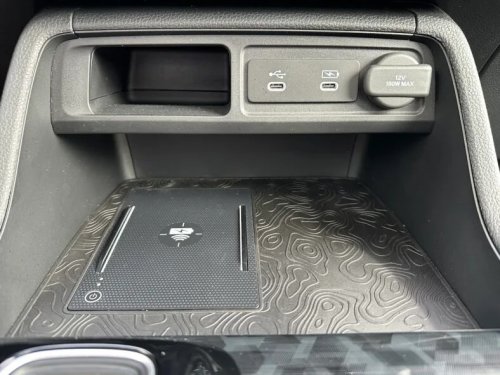 These 9 Safety Features In New Cars Reduce Distracted Driving and Help Keep Your Eyes On the Road