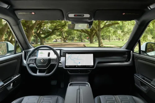 Lucid Gravity vs. Rivian R1S: Which Premium Electric SUV Actually Delivers on Range, Space, and Tech?