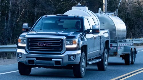 Here's How Towing Can Impact Your Truck's Oil Change Schedule
