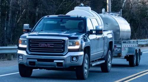 Here's How Towing Can Impact Your Truck's Oil Change Schedule
