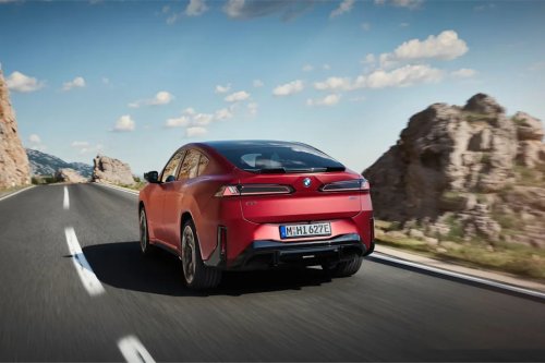 BMW, BMW’s Latest Neue Klasse EV Is the SUV-Coupe iX4