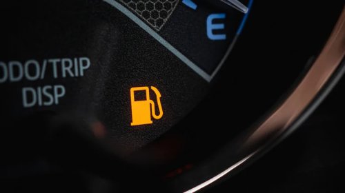 5 Signs You're Using The Wrong Motor Oil For Your Car