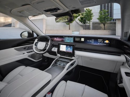 Lincoln, SUV, Lincoln Just Gave Its Best-Selling SUV a Makeover for 2027
