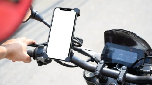 How To Charge Your Phone On A Motorcycle