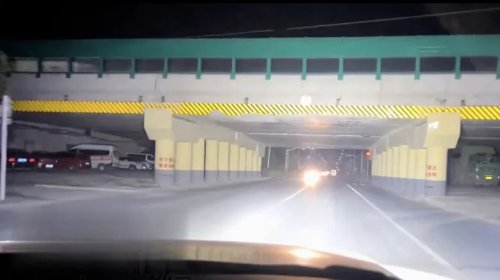 Here's How To Use Your Car's High Beams The Right Way
