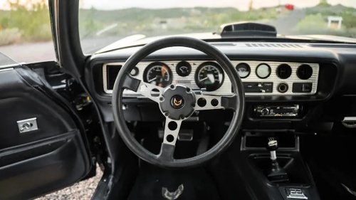 Pontiac, 1977 Pontiac Firebird Trans Am for Sale With 1,400 Miles Shown