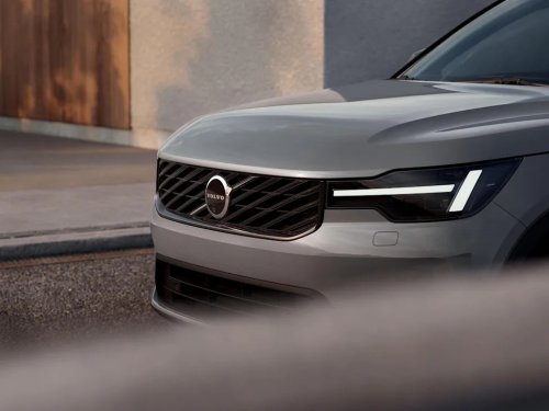 View Exterior Photos of the 2028 Volvo XC40