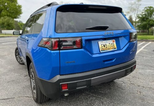 Jeep, Jeep Cherokee, 2026 Jeep Cherokee Limited 4x4 Review: Adequate Rework