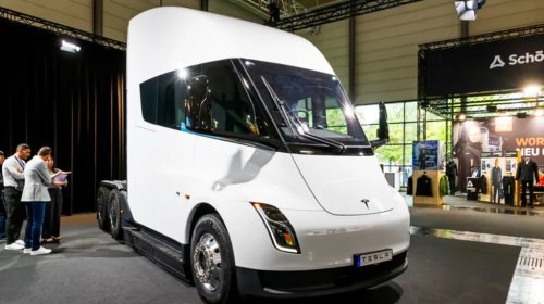 Tesla, Tesla's New Electric Semi Truck Tech Could Save Drivers On Icy Roads