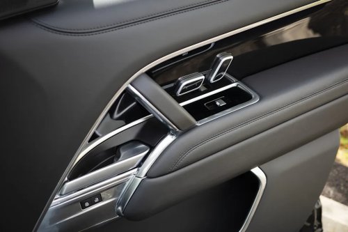 Range Rover, Range Rover Plug-in Hybrid, Rover, Range Rover SE Plug-In Hybrid Review: Extraordinarily Capable, Just Shy About It