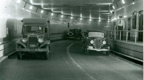 Catwalk Cars: New York City's Weird Wafer-Thin Electric Vehicles Used By Tunnel Police