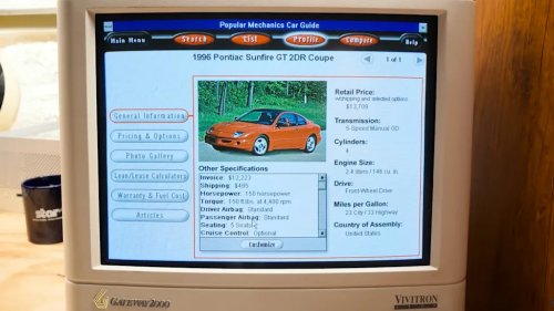 This 1996 ‘Car Guide’ CD Let You Build and Price Any Car Without the Internet