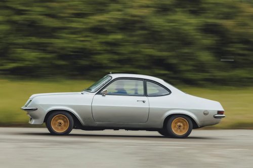 It’s Ford Capri II vs Toyota Celica vs Vauxhall HP Firenza in this ’70s coupé shootout
