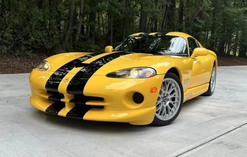 Dodge, Dodge Viper, This 20,000-Mile 2001 Dodge Viper GTS ACR Heads to Bring a Trailer Auction