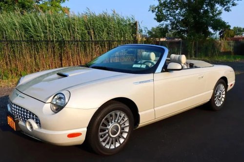 Ford, 2005 Ford Thunderbird 50th Anniversary Edition for Sale With 7,000 Miles