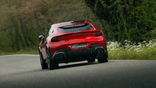 2027 Ferrari Purosangue