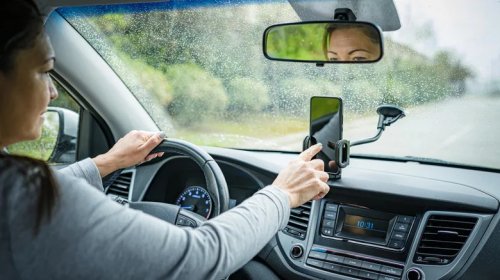 Why You Shouldn't Sync Your Phone To A Rental Car