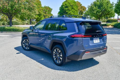 Toyota, Toyota RAV4, Honda CR-V Hybrid, Honda, Honda CR-V, Kia, Kia Sportage, Toyota RAV4 Hybrid Vs. Honda CR-V Hybrid Vs. Kia Sportage Hybrid: Which One Is The Most Fuel-Efficient? There's One Clear Winner