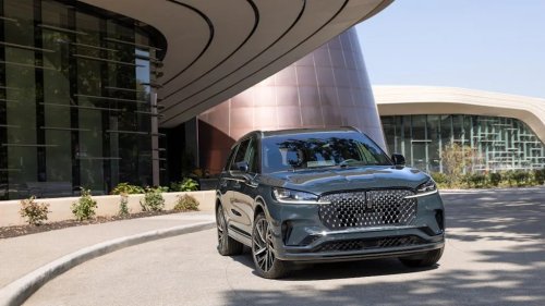 Ford, SEAT, Ford Recalls Nearly 80,000 SUVs Over Driver's Seat That Can Unexpectedly Recline