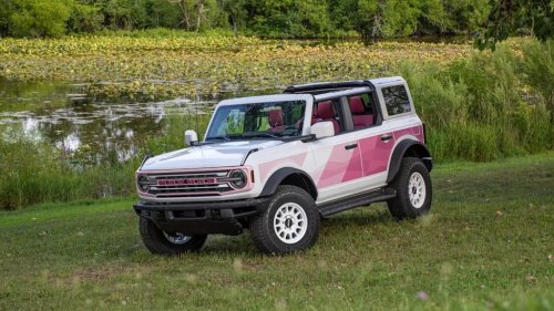 Ford, Ford Bronco, SUV, A New Ford Bronco Magenta Package Adds a Touch of 1980s to the SUV