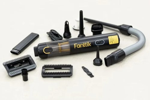 Smart, Fanttik's Car Vacuum Is a Smart Prime Day Buy