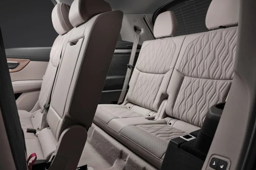 Take a Peek Inside the 2027 Audi Q7
