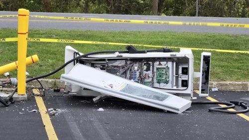 'Looks intentional': EV driver frustrated after finding charging station knocked over