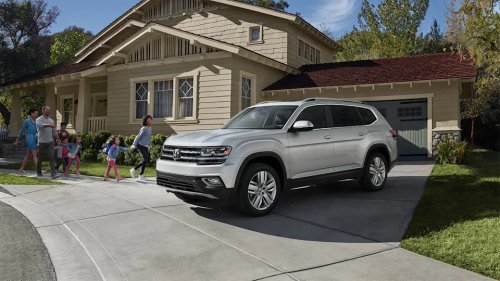 Volkswagen, Audi, Volkswagen and Audi Recall More Than 208,000 SUVs Over Steering Failure Risk