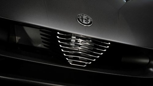 Alfa Romeo Builds the Only All-Black 33 Stradale
