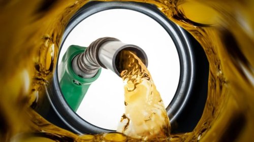 Your Gas Tank (Likely) Doesn't Need To Be Cleaned - It's A Common Mechanic Scam