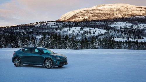7 Luxury EVs and Hybrids Worth the Money in 2026